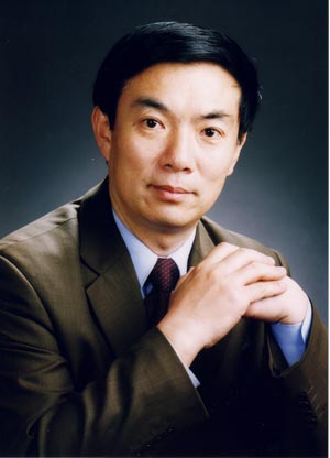 北京市第四中学校长刘长铭的教育三问