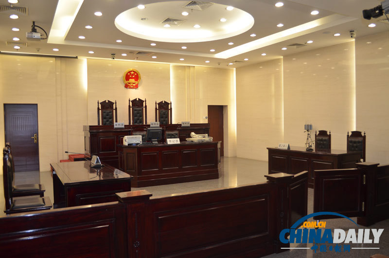 欠了工钱还耍横怎么办？答：找人民法院判他刑——最高院今出司法解释，具体说明“其他有能力执行而拒不执行,情节严重的情形”